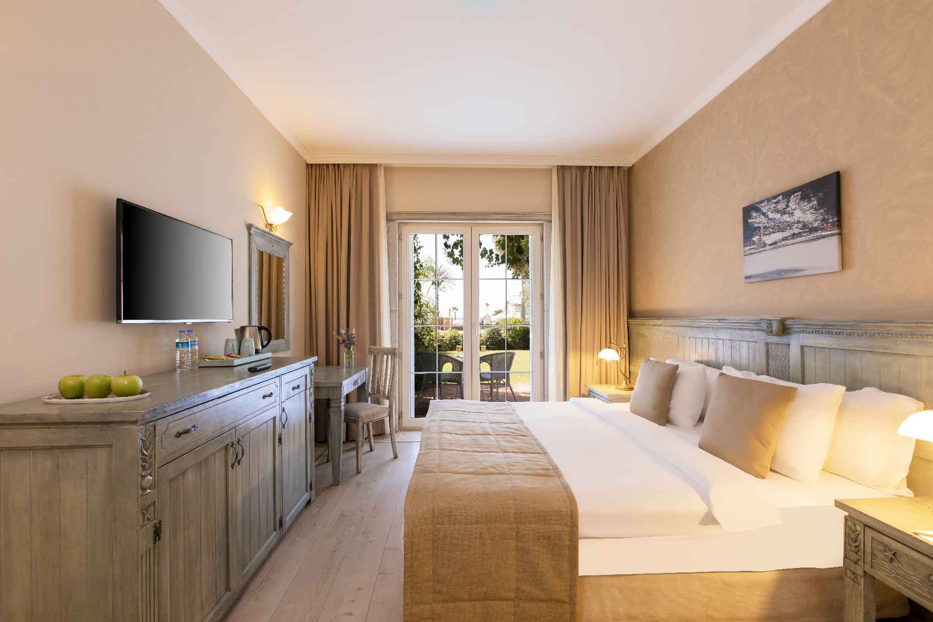 Deluxe Room with Terrace
